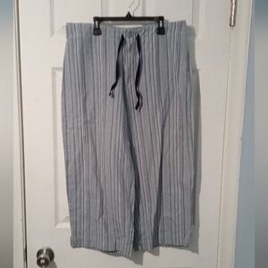 Lee Navy and White Striped Capris